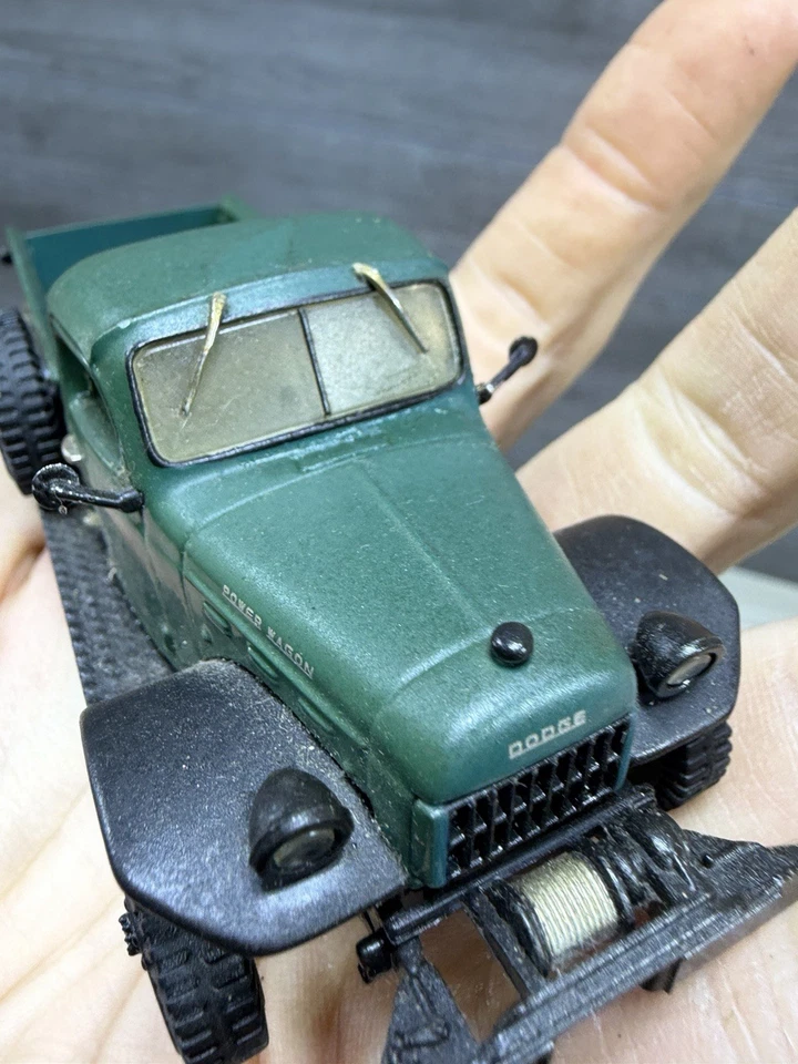 Matchbox Yesteryear Motor Trend Diecast 1946 Dodge Power Wagon Truck Toy Car - Image 4 of 4