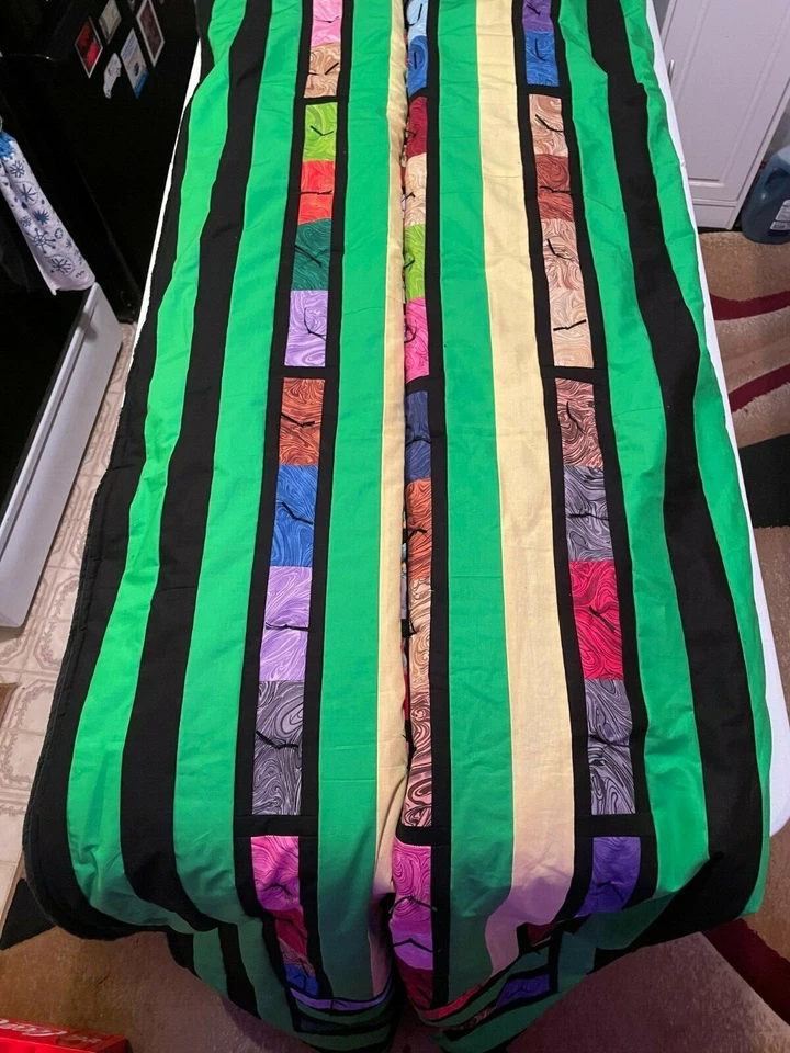 Oversized Quilt Throw Fleece Coverlet Bedspread Blanket Patchwork Flower Power - Image 4 of 4