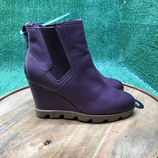 Sorel Women's Joan Uptown Wedge Heel Boot Red Leather Ice Wine Gum Size 6 M