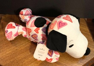 valentine snoopy plush