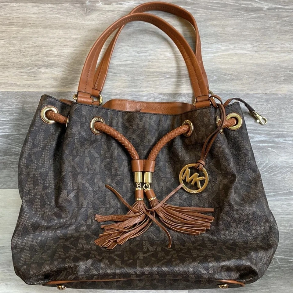 Nuevo Bolso de Mujer Michael Kors Grande de Cuero Marrón Original’s Foto 2 de 4