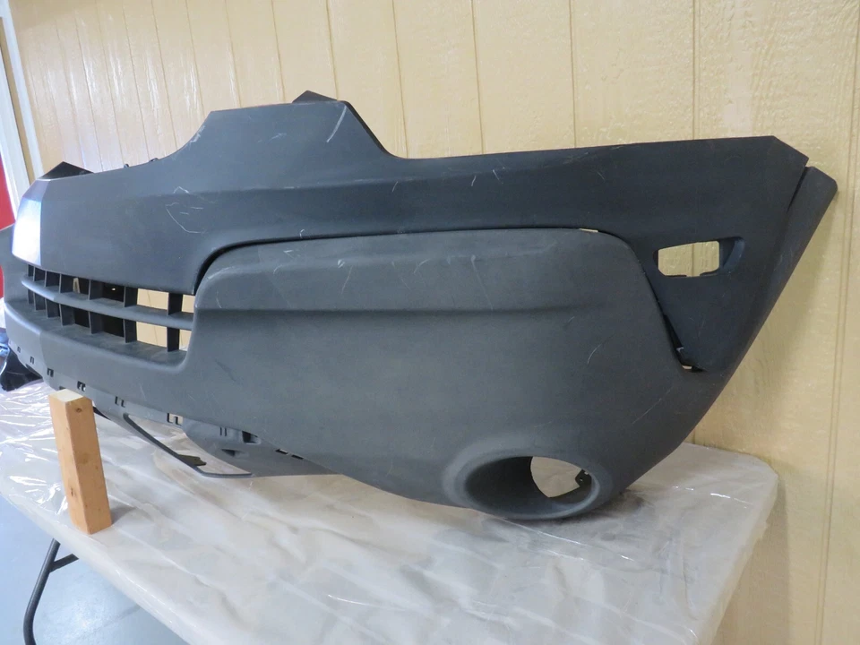 2012-2013-2014-2015 CHEVY CAPTIVA LS (2008-2012 SATURN VUE XE) FRONT BUMPER Foto 3 de 4