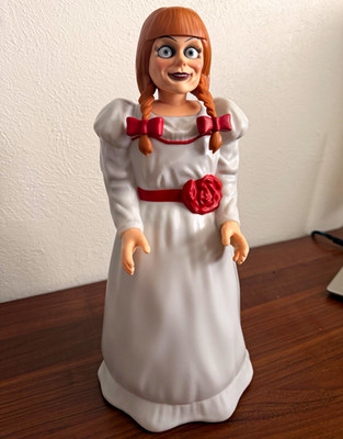 Annabelle Figure The Conjuring Universe Movie White/Red Horror Doll