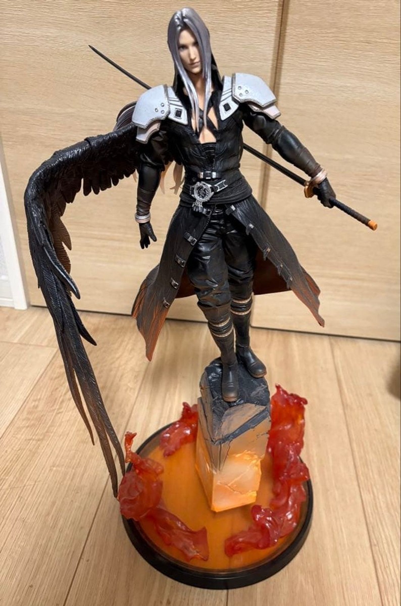 Final Fantasy VII Rebirth Sephiroth Static Arts Figure Limited