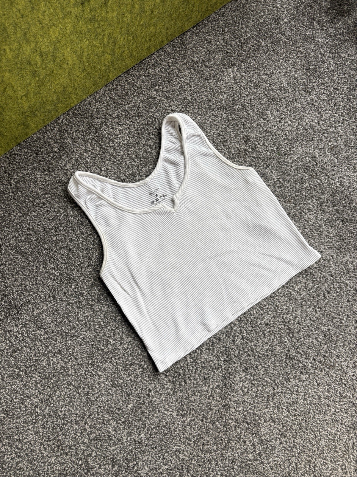 Primark ribbed crop tank top White S V-neck Cami Henley Vest Classic Daily Wear