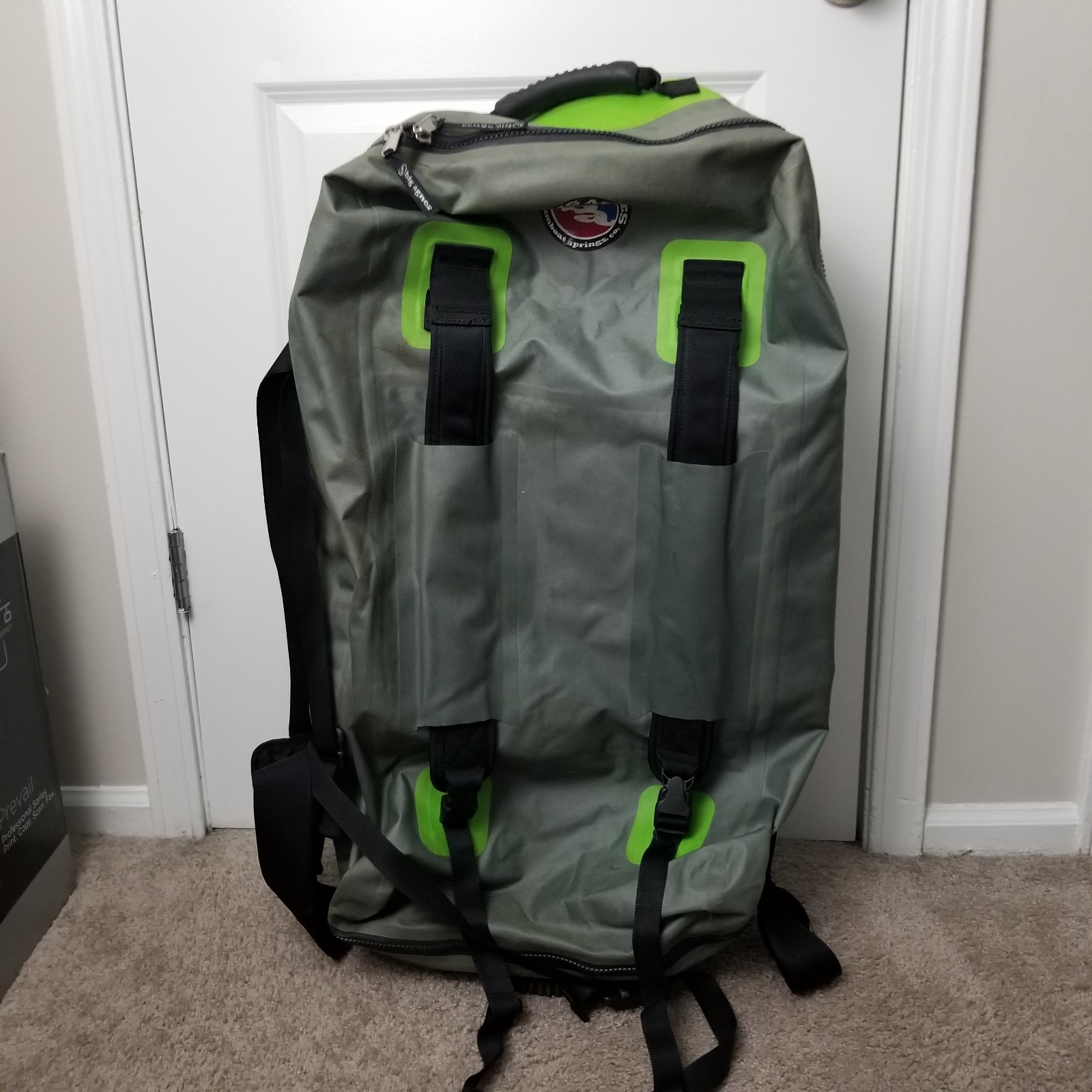 Big Agnes Stagecoach Rolling Duffel Bag Gray Waterproof 29" 