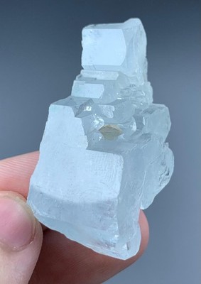 115 Carat Terminated Step Voice Aquamarine Crystal From Pakistan 