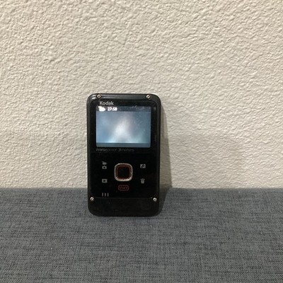 Kodak Playfull Ze2 Video Camera Black 2.0'' Display HDMI Built-In USB 720p HD