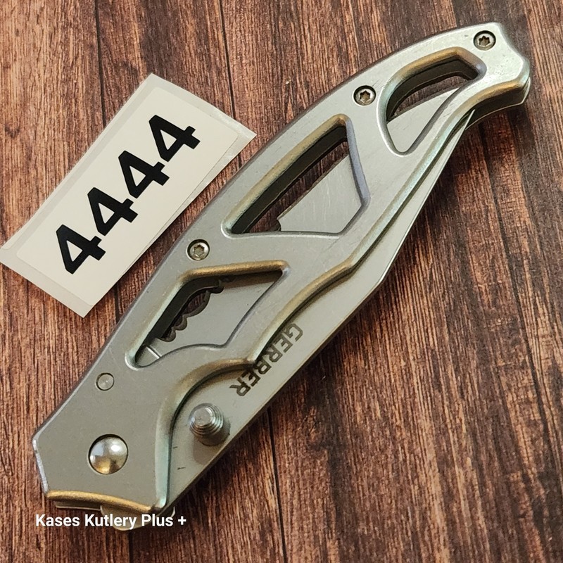 Gerber Paraframe Frame Lock Combination Edge 4.13" Closed Silver Pocket Knife
