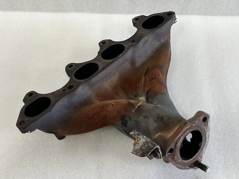 Honda Accord LX 1994 colector de escape del motor Foto 2 de 4
