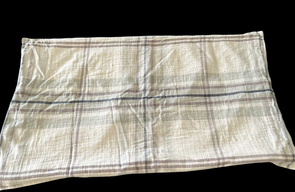 UGG Standard Set 2 Pillowcase Cotton Linen Blend Plaid Gray Blue on White - Image 2 of 4