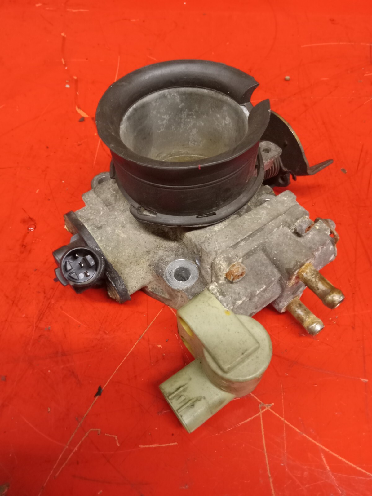 19962000 Honda Civic 1.6L A/T Throttle Body Throttle Valve 368000541