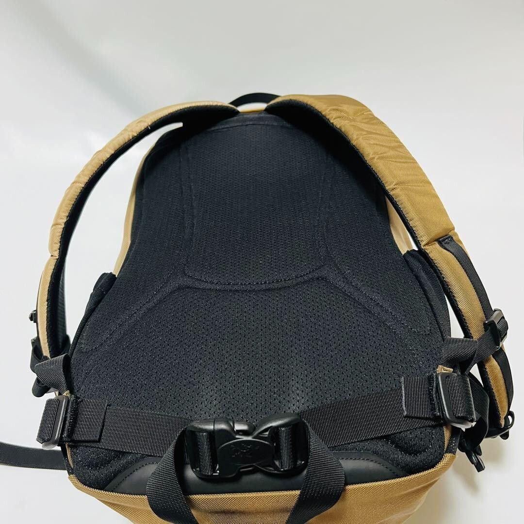 ARC'TERYX × BEAMS BOY MANTIS26 20SS BEIGE CRAZY bag backpack ARC'TERYX × BEAMS BOY MANTIS26 20SS BEIGE CRAZY bag backpack