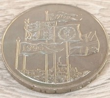 1926 - 1996 &pound;5 FIVE POUNDS COIN QUEEN Elizabeth 70TH BIRTHDAY FLAGS