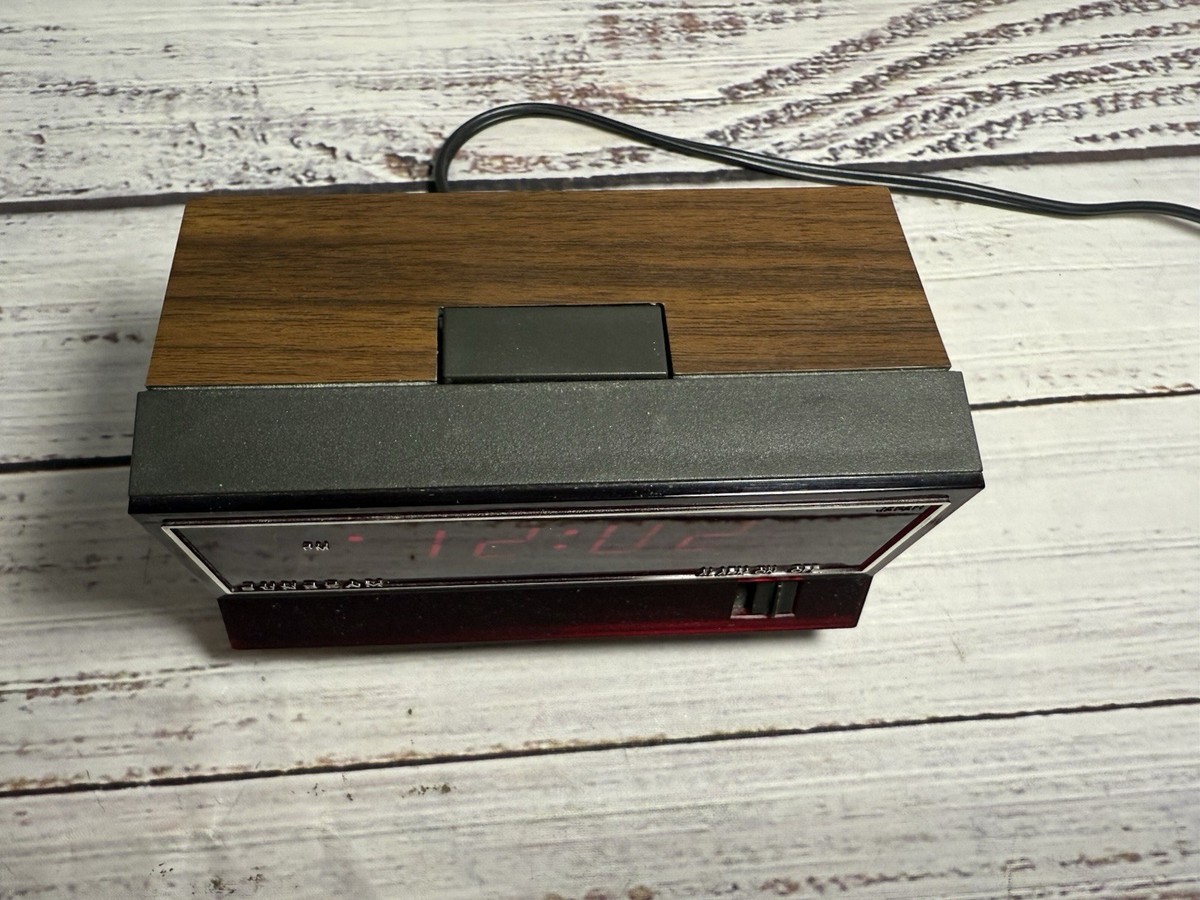 Vintage 1978 Sunbeam DIGI-TIME XIII Digital Red LED Alarm Clock