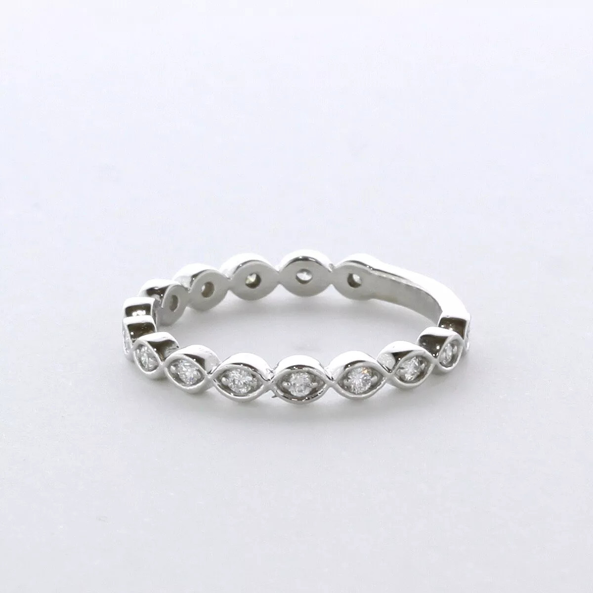 Classic Wedding Band Vintage Solid 14K Gold 0.23 CT Round Natural Diamond F VS2