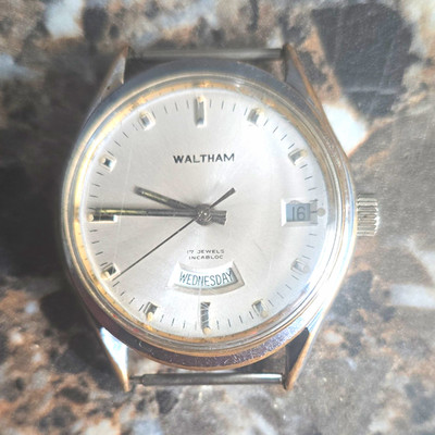 Waltham Incabloc Men's Manual Mechanical 17J Day/Date Silver Dial Watch