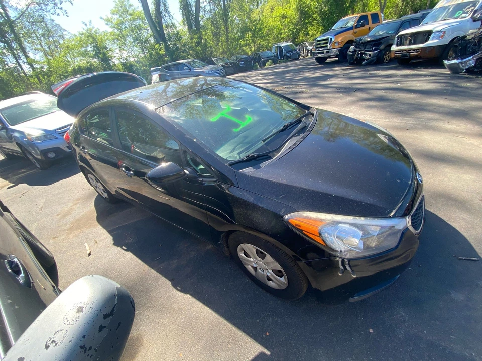 Used Air Cleaner Assembly fits: 2016 Kia Forte 2.0L California emissions Grade B — 第 4/4 张图片