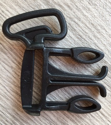 BUGABOO Frog waist harness//strap clip Seat//Bassinet Unit Frame left /& right