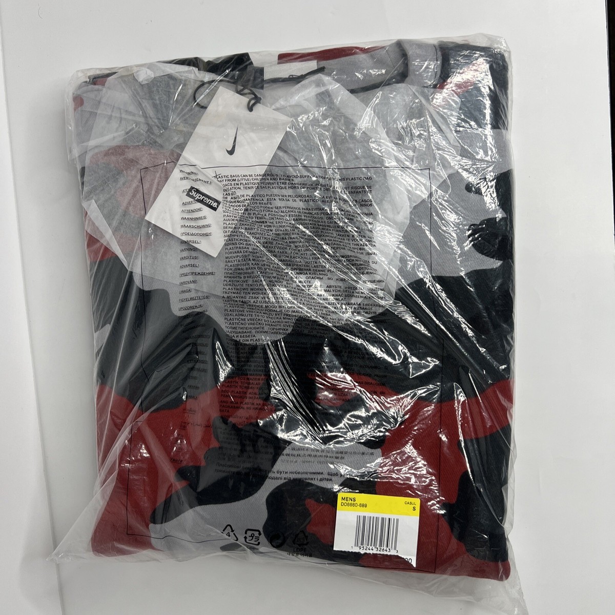 SUPREME/ NIKE ARC CREWNECK RED CAMO/ SIZE MEDIUM SS22 WEEK 14 (100 