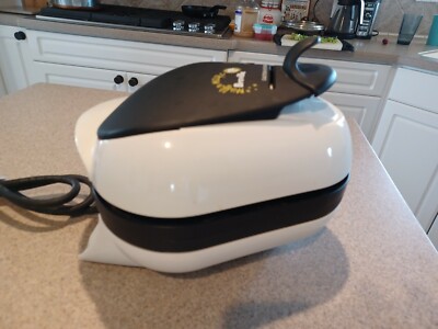 Looking For A Muffin Maker - From Val's Kitchen