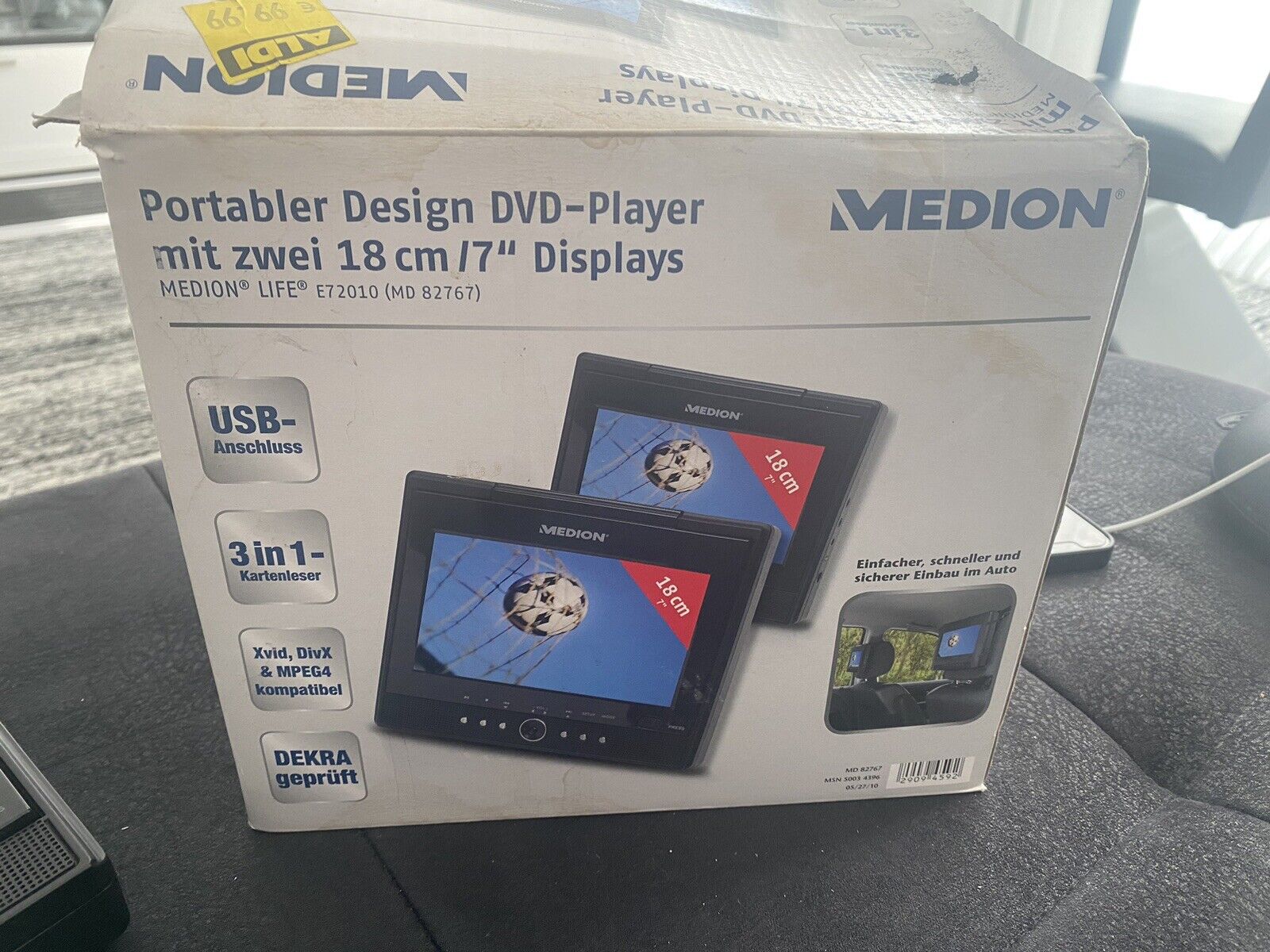 Portabler Design DVD player von Medion
