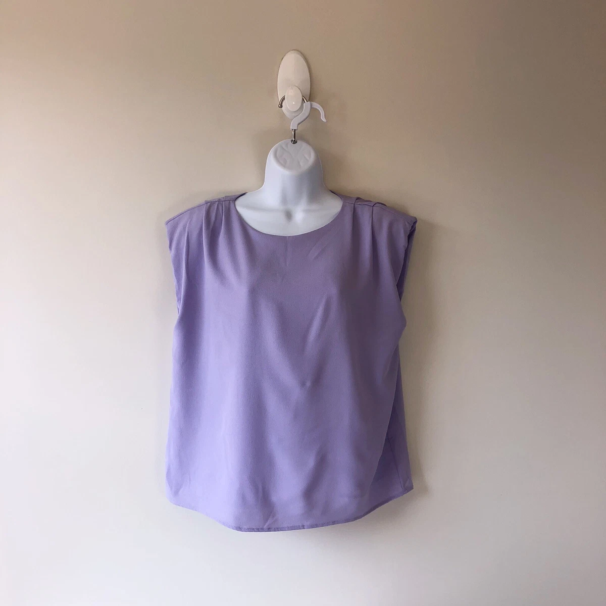 Versona tops sale