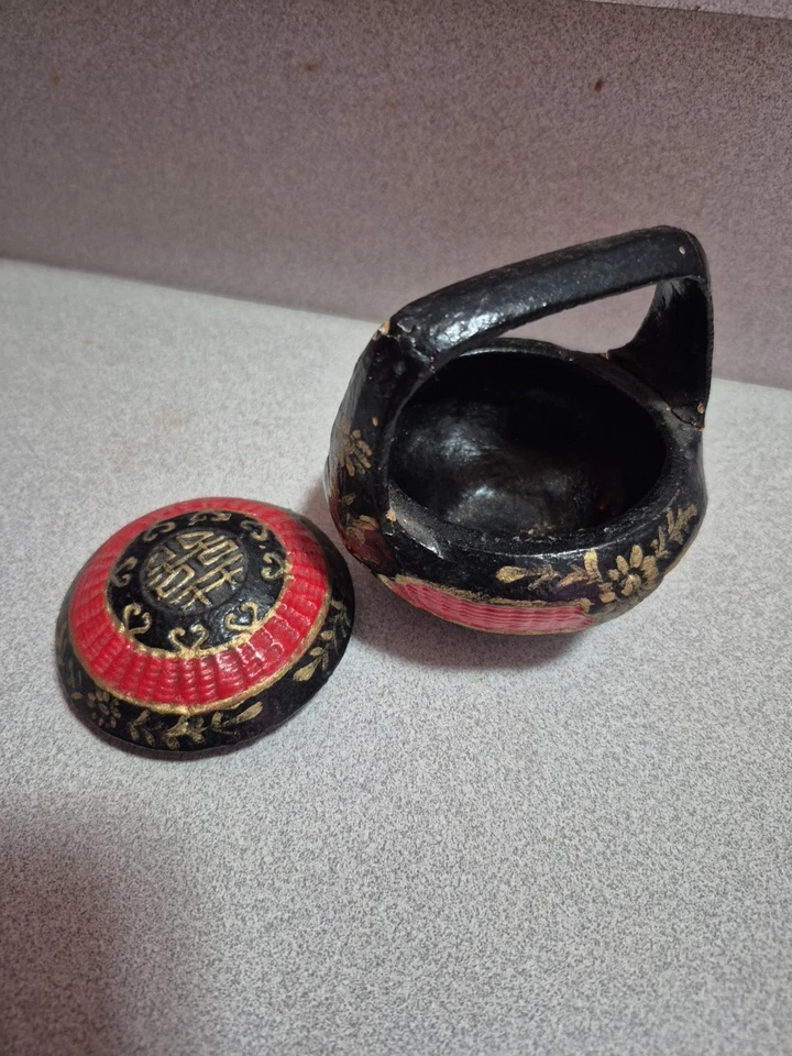 Cesta de boda china vintage lacada roja y negra con asa y tapa 3,5 pulgadas Foto 2 de 4