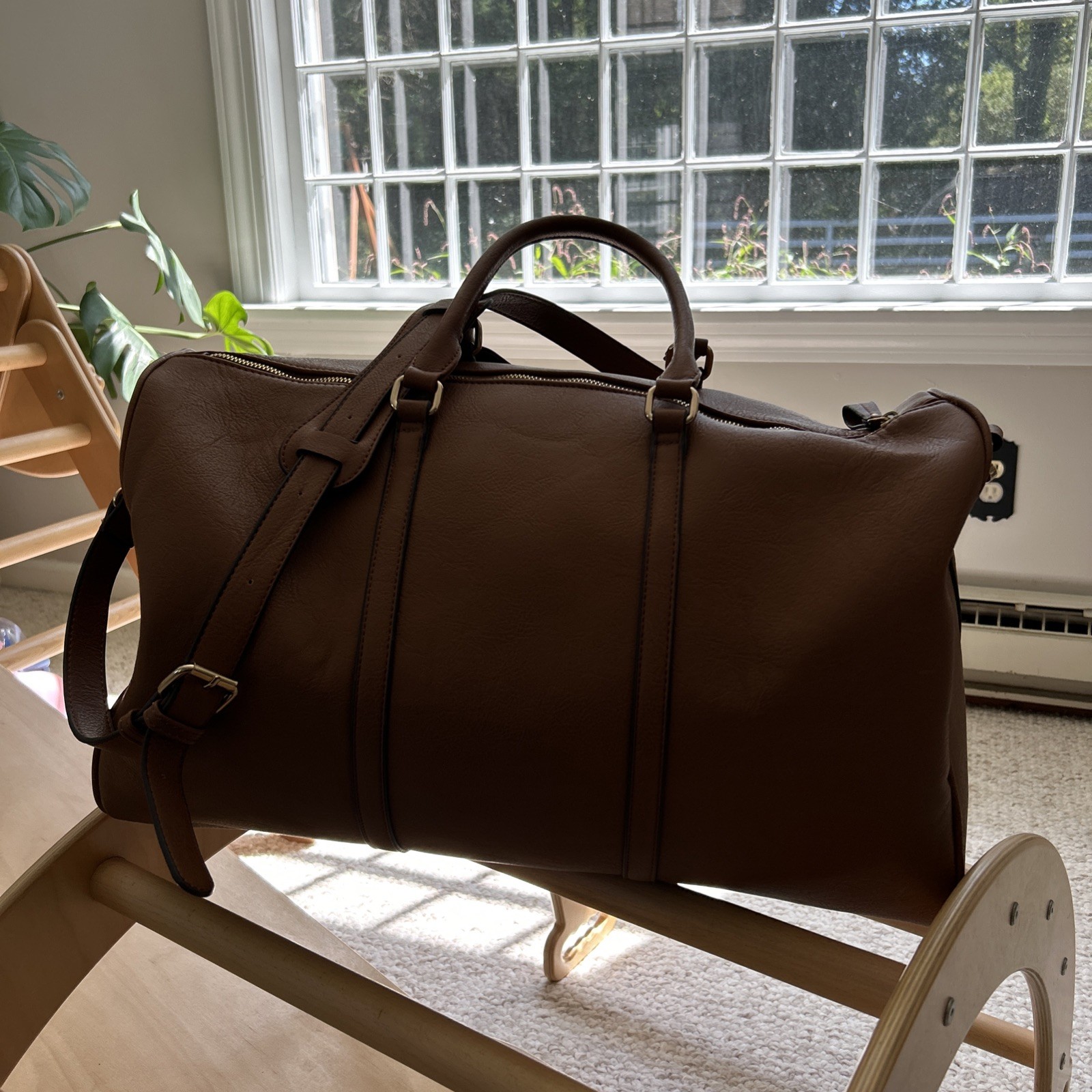 Sole Society Lacie Weekender Vegan Leather Duffle Bag Camel Brown Leopard/roomy