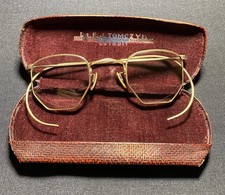 Vtg Bausch  Lomb ARCO Ful-Vue 1/10 12K GF Eyeglasses - Wide Bridge - Case