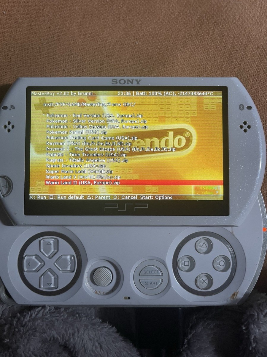 Sony PSP Go PSP-N1001 White 6870MB Wi-Fi Handheld Console *see
