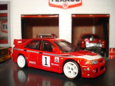 2000 MITSUBISHI LANCER EVOLUTION LIMITED EDITION 1/64 HW RED W/ WHITE 5 SPOKES