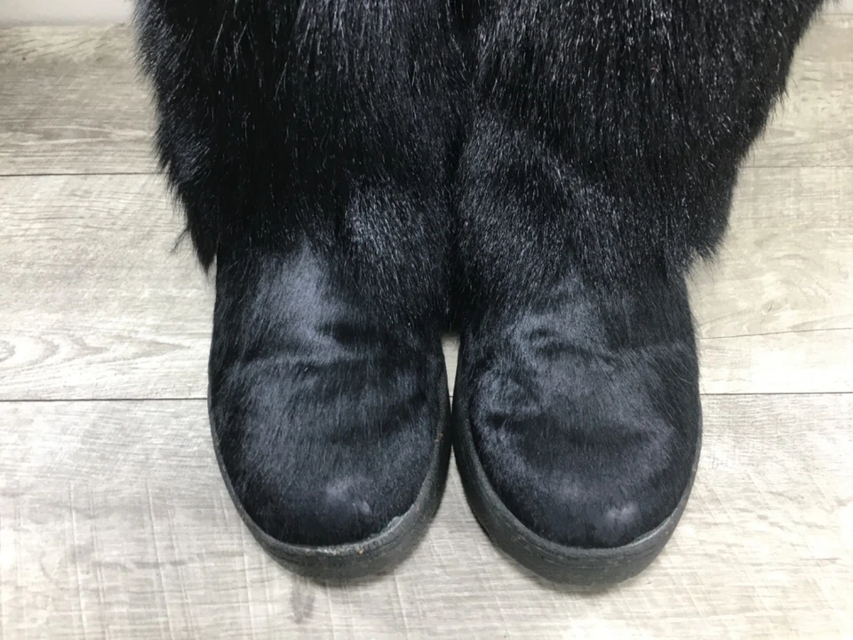 Bearpaw Kola II Sheepskin Black Goat Fur Women’s Winter Snow Lined Boots Size 10 - Image 4 of 4