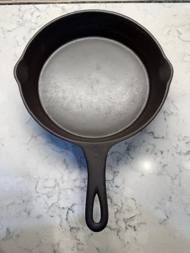 "Fat Handled Wagner" #8 Cast Iron Skillet SHIPS FREE!