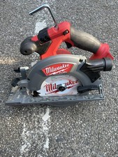 Milwaukee M18CCS55-0 18V Fuel Circular Saw great condition. With blade