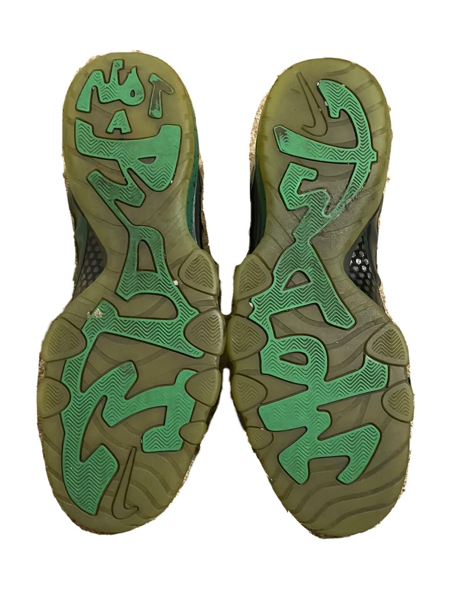 brown low top air jordans