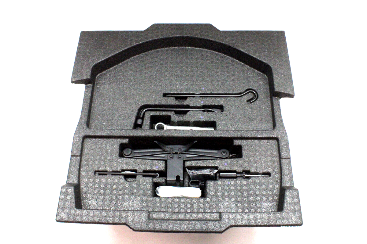 2017 SUBARU OUTBACK SPARE TIRE TOOL KIT JACK OEM 15 16 17 18 19 | eBay