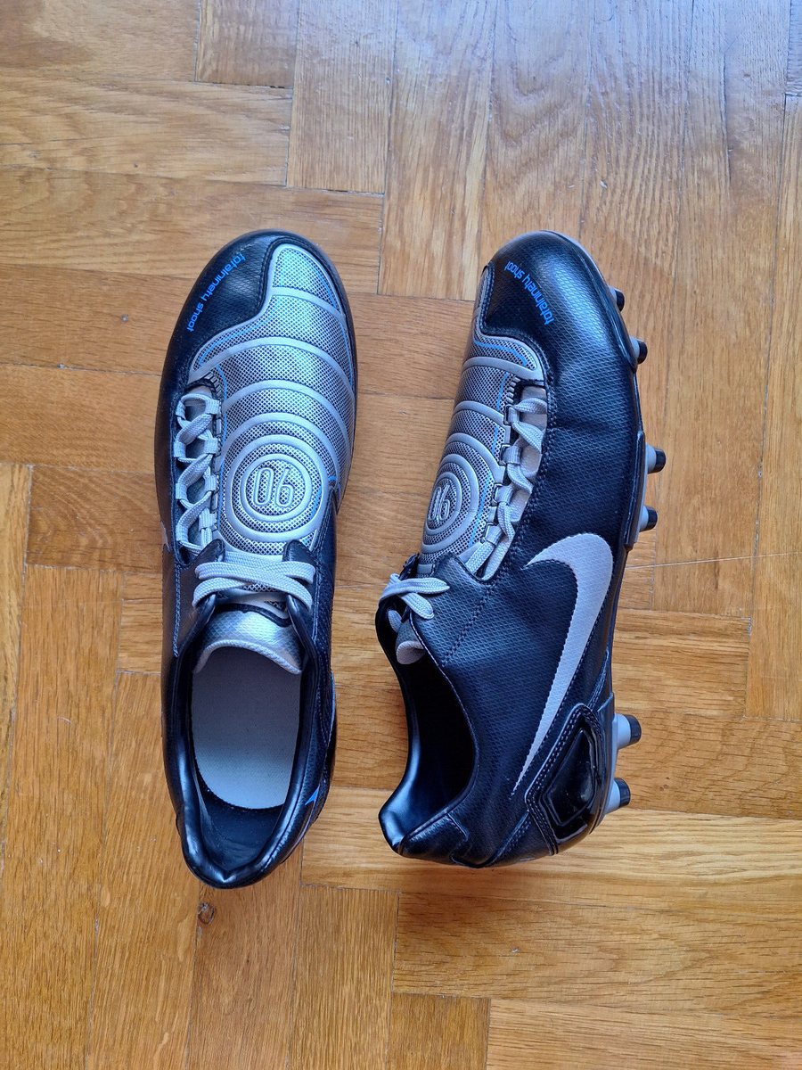 Nike Total 90 Shoot FG football cleats from 2007 NEW T90  display picture 1