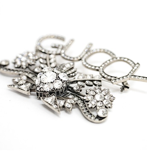 GUCCI Aged Silver GUCCY Crystal Royal Heart Pin BROOCH ALESSANDRO MICHELE Runway - Picture 4 of 7