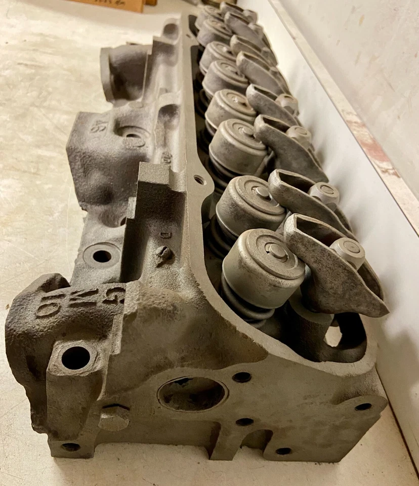 Pontiac 350 V8 1973 1974 # 46 culata 1121 Foto 2 de 4