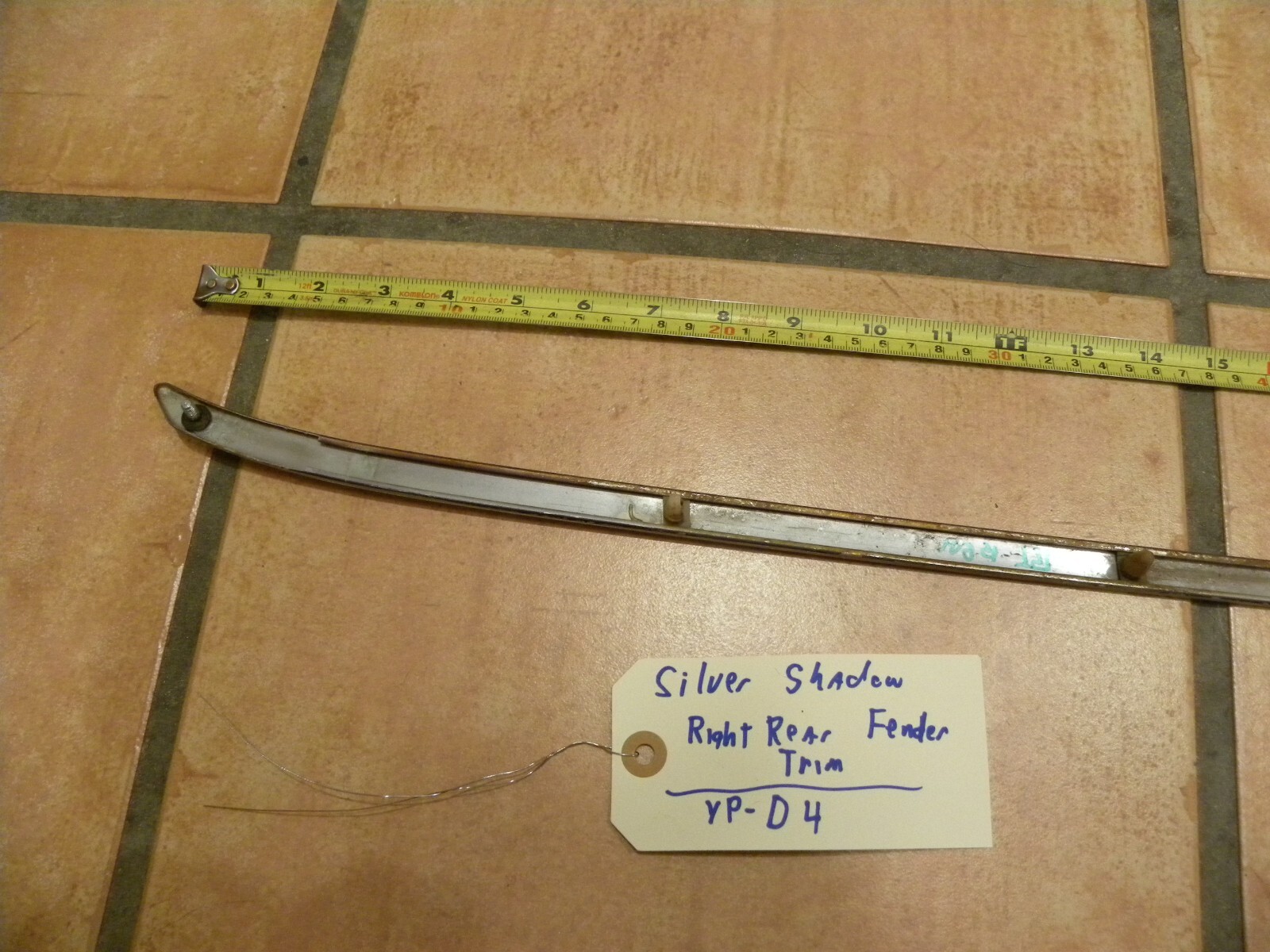 Rolls Royce Silver Shadow Bentley T I II Right Rear Fender Wing Trim Moulding
