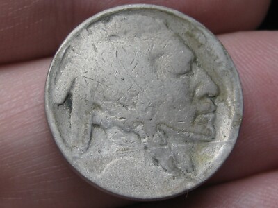 1913-1938 P Buffalo Nickel 5 Cent Piece- Philadelphia, 2 Feather Error