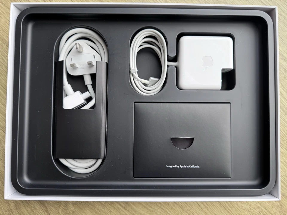 Apple MacBook Pro 13" 2013 · i7 · 8GB · 512GB, photo 3 of 5