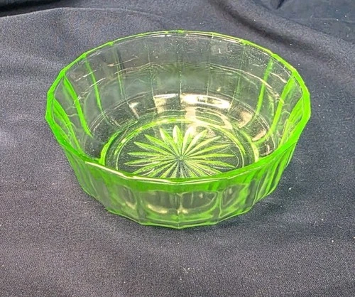 Vintage Uranium Green Depression Glass Bowl
