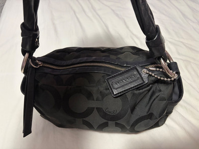 バッグ COACH Parker 13439 Op Art Hobo Bag Black RARE! Coach 13439 Parker Op-Art Shoulder Bag Black Jacquard