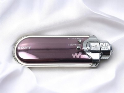 VG] Sony NW-A607 Pknk Digital Walkman Portable Music Player 1 GB