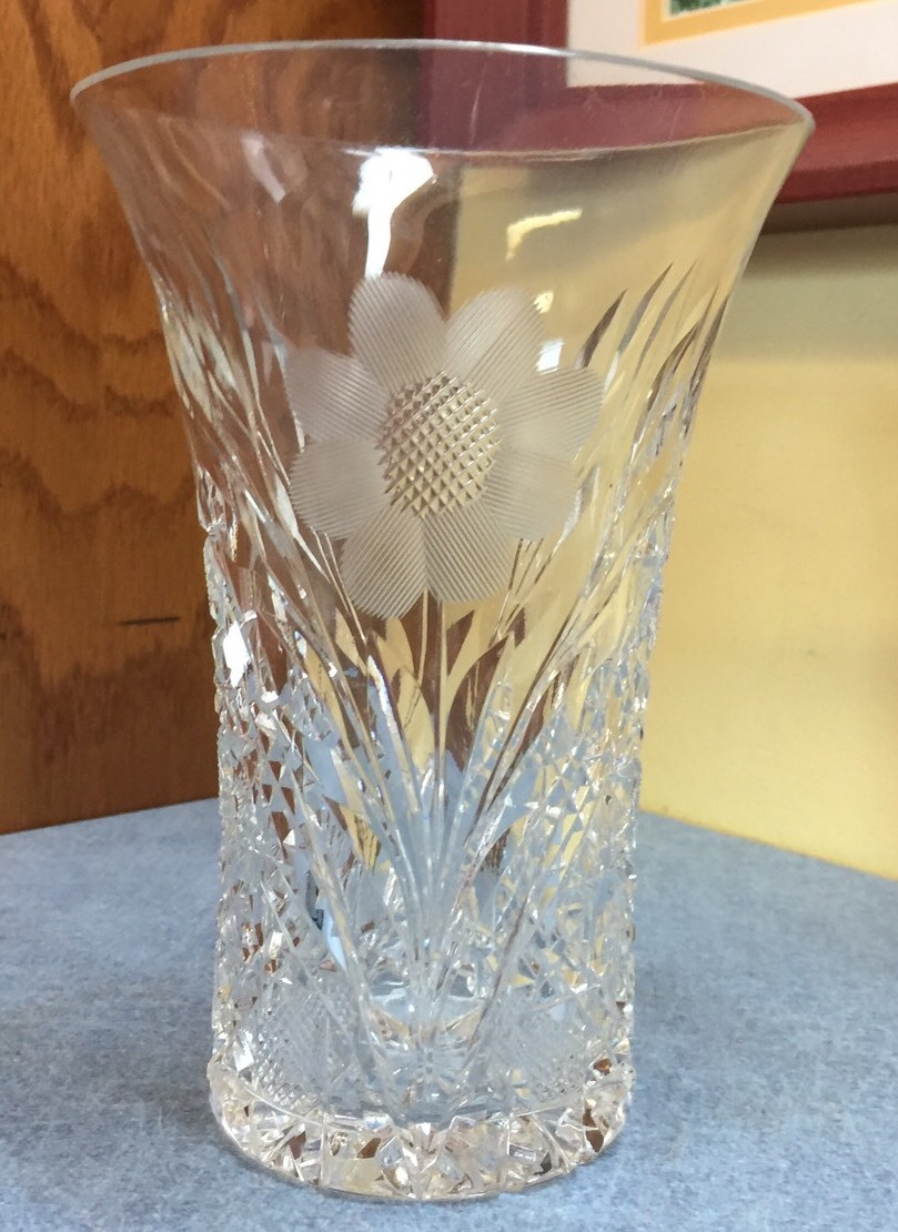 Vintage Cut Glass Vaseレトロ ガラス 花瓶 ステンドグラス Vintage Cut Glass Vaseレトロ ガラス 花瓶 ステンドグラス