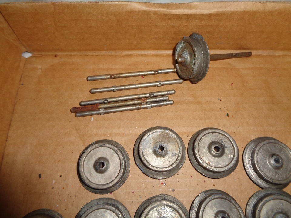 Dorfan Standard Gauge Freight Car Parts Lot Axles/Wheels/Casting pieces