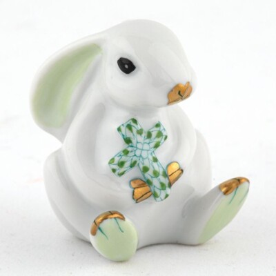 HEREND, BUNNY WITH CROSS, KEY LIME FISHNET, VHV1-16420, NEW,  MINT & BOXED!