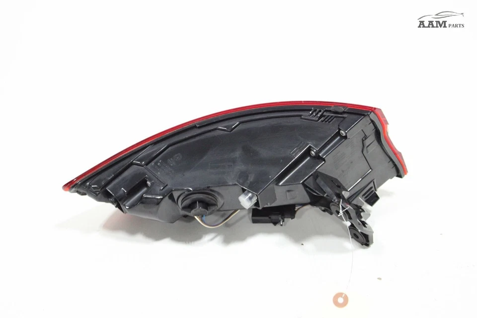 Audi A4 Quattro B9 2017 cuarto trasero derecho luz trasera exterior luz trasera OEM Foto 2 de 4
